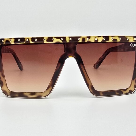 *SOLD* Quay Australia x JLO Hindsight Tortoise Stud Frame Brown Lens Sunglasses - Picture 3 of 15